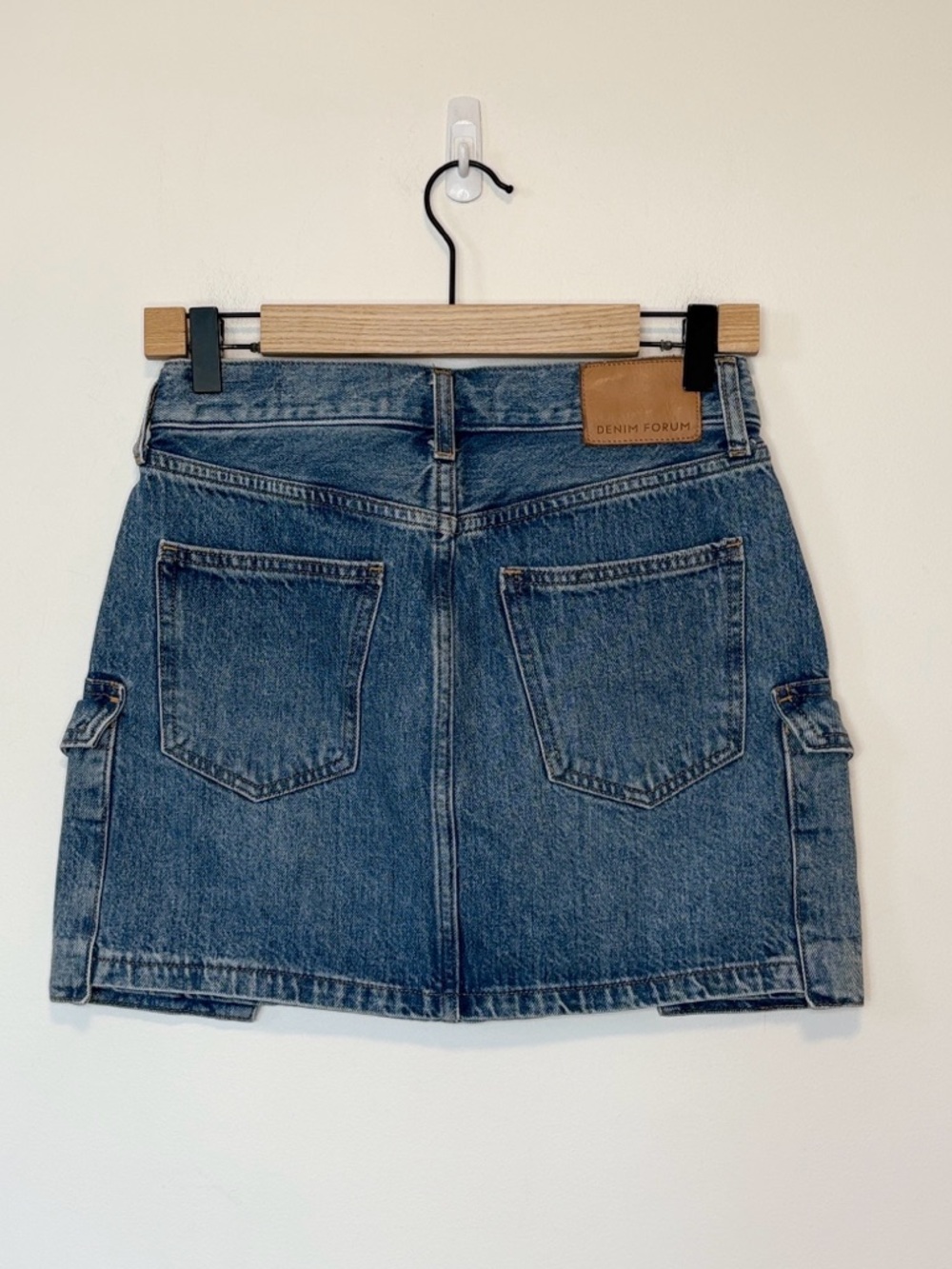 Denim Forum THE '90S MID-RISE CARGO MINI SKIRT , sz: 25 - Picture 7 of 13